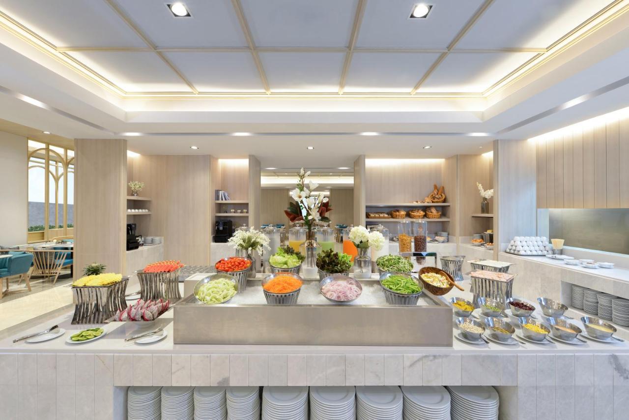 Centre Point Hotel Terminal21 Korat Nakhon Ratchasima Ngoại thất bức ảnh The buffet at the hotel