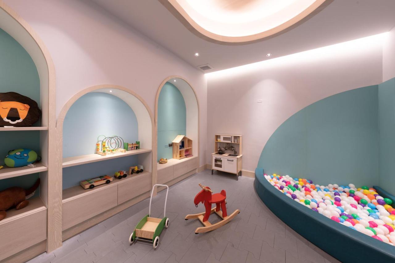 Centre Point Hotel Terminal21 Korat Nakhon Ratchasima Ngoại thất bức ảnh The Children's Hospital at St. Jude