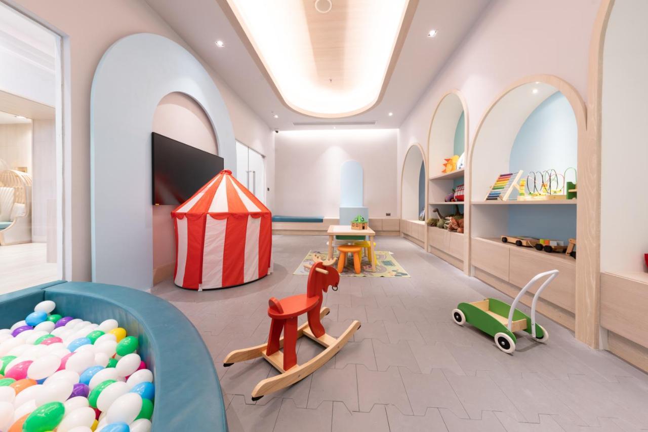 Centre Point Hotel Terminal21 Korat Nakhon Ratchasima Ngoại thất bức ảnh The Children's Hospital of Philadelphia